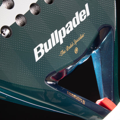 Bullpadel Racket ICON 26