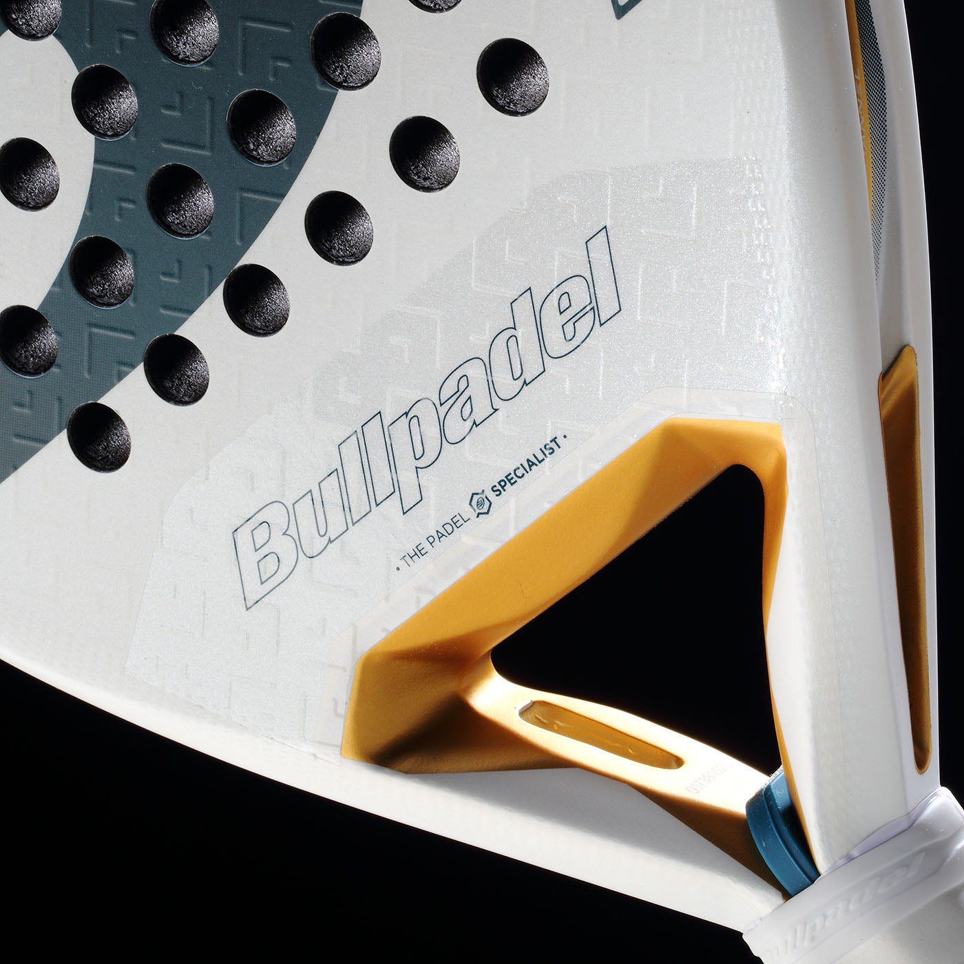 BULLPADEL RACKET PEARL 26 (2026)